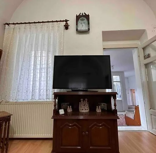 Ayten Hanim Konagi *